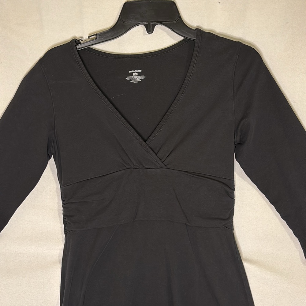 Patagonia Black V-Neck Empire Waist Dress